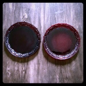 Avon 1876 Cape Cod Red Dinner Plates Set of 2